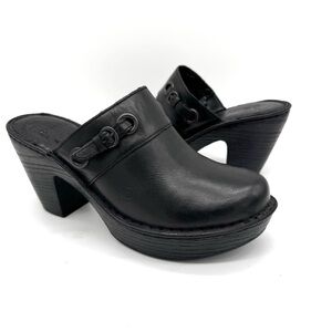 Born Black Leather Platform Clog Mules Size 8